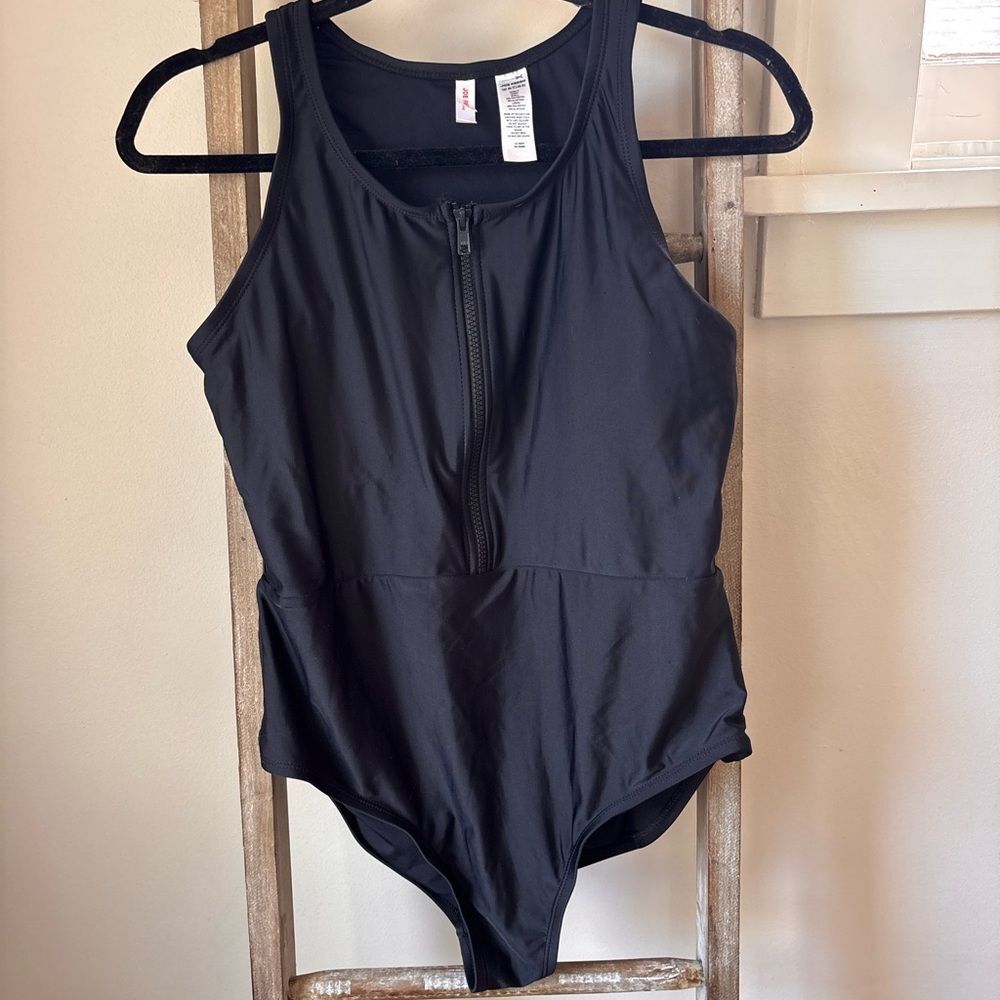 Joe Fresh Black Women's One Piece Swimsuit